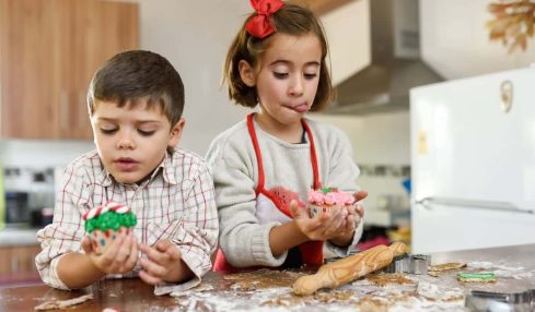 cocinando en familia