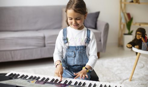 Beneficios educativos de la música